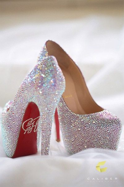 toni gonzaga wedding shoes